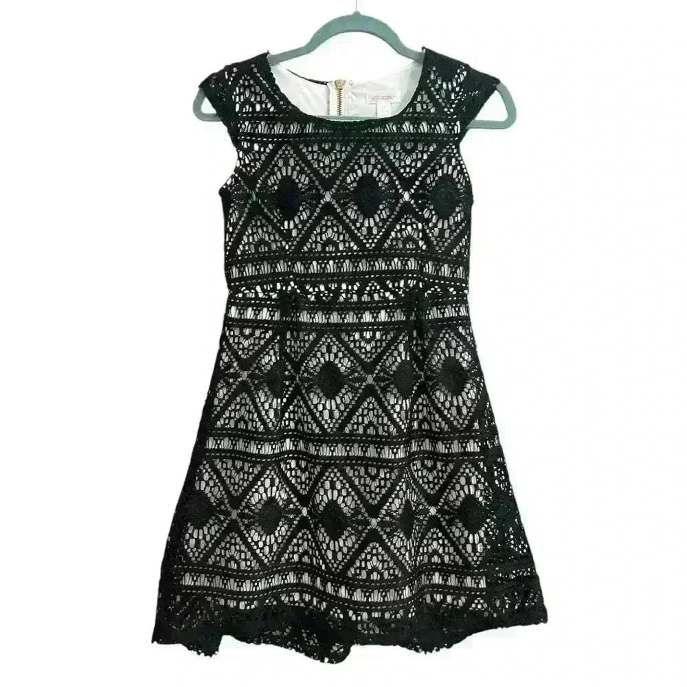 Target Xhilaration Girls Size 10/12 L/G